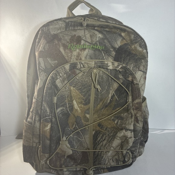 Remington Handbags - Remington GCB130WRE-RTH Camo Hunting Daypack Backpack Adjustable Straps